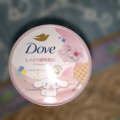 Dove シナモロール 生クリームスクラブ サクラ＆ムスクのサムネイル