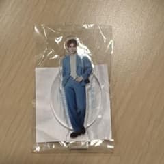 TXT ヨンジュン アクリルスタンド - メルカリ