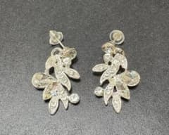 ピアス シルバーのサムネイル