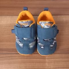 ASICS　アシックス　スニーカー　13cmのサムネイル