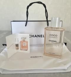 CHANEL Coco Mademoiselle ボディオイル サンプル付きのサムネイル