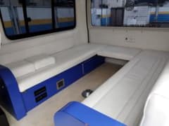 トヨタ ハイエース 標準・ミドル(定員10人以下)のサムネイル