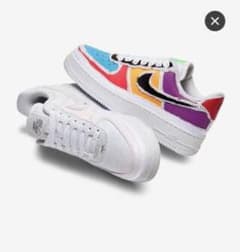 NIKE WMNS AIR FORCE 1のサムネイル