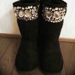 ビジュー付きムートンのサムネイル