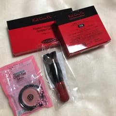 江原道 ファンデーションのサムネイル
