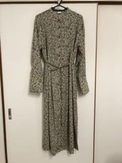 ロングワンピースのサムネイル