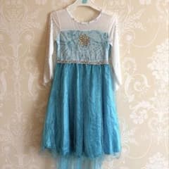 Price reduced! Excellent condition Frozen Elsa-style long-sleeved dress, size 120cm, Halloween costume.