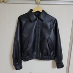 【完売品】GU フェイクレザーハリントンジャケット(レディース)のサムネイル