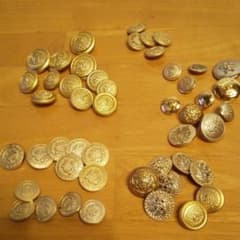 ボタンまとめ売りのサムネイル
