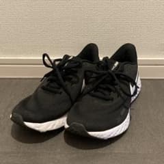 NIKEナイキメッシュスニーカー24cmブラックのサムネイル
