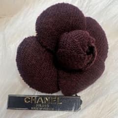 【タグ付き】CHANEL ブローチ　カメリア ボルドー　フォーマル　花　刻印 タグ付き】CHANEL ブローチ カメリア ボルドー フォーマル 花 刻印