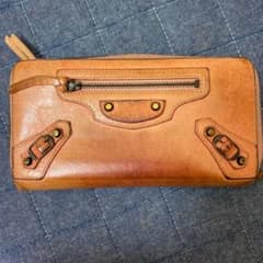 バレンシアガ　サーモンピンク　長財布のサムネイル