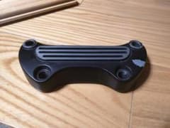 ハーレー　スポーツスター用  　純正ハンドルクランプのサムネイル
