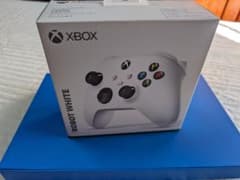 純正品 XBOX ワイヤレスコントローラー (ホワイト)のサムネイル