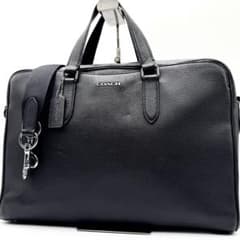 【極美品】コーチ　ブリーフケース　シボ革　2室　大容量　A4〇　PC〇　通勤 極美品✨ コーチ ブリーフケース 2way グラハム A4 レザー ブラック