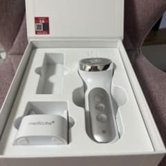 medicube AGE-R DEEP 美顔器のサムネイル