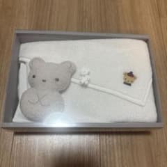 新品　ファミリア　ラトル　　タオル　セット
