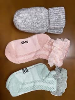 キッズ靴下 2足セット フリル ケーブル編み 手袋のサムネイル