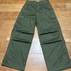 カーゴパンツ　グリーン　sサイズのサムネイル