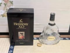 匿名配送・送料込】Hennessy XO ブランデー 700ml 空瓶・空箱 - メルカリ