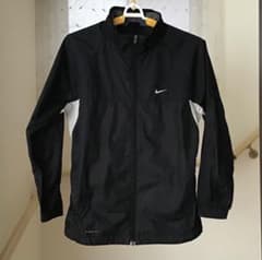 NIKE ナイキ　ブルゾン　ジャンパー　140のサムネイル