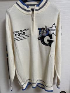 PAGLO CLASSIC アイボリー L ニットセーター　定価25000 美品のサムネイル