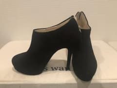 NINEWEST ショートブーツ ブーティーのサムネイル