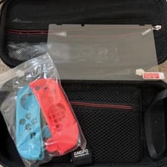 Nintendo Switch ケース&Joy-Conカバー&ガラスフィルムのサムネイル