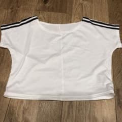 150センチ　Tシャツ　ラッシュガードのサムネイル