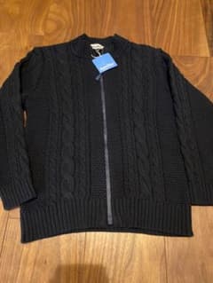 未使用　ファミリア　紺　120 ジップアップ　ジャケット　ニットのサムネイル