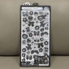 h*i様 ブラックボンボン ボンボンドロップシールのサムネイル