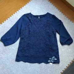 ネイビー レース切替 ブラウス　 七分袖　新品タグ付きのサムネイル