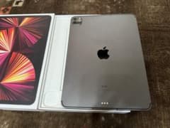 iPad Pro 第3世代 11インチ 256ギガのサムネイル