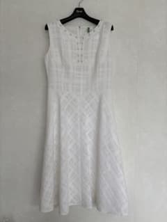 2品おまとめ！美品 Rene ルネ ホワイトパール ノースリーブ ワンピース 2品おまとめ！美品 Rene ルネ ホワイトパール ノースリーブ ワンピース