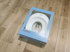 【りんご様専用】ベビービョルン 補助便座 ホワイト/グレーのサムネイル