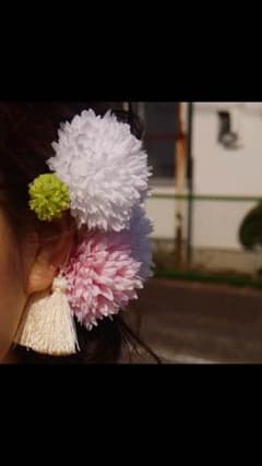 和装 髪飾り ピンポンマム タッセル付きのサムネイル