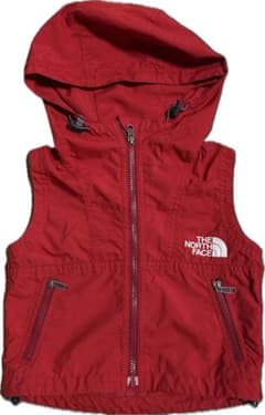 THE NORTH FACE 赤 フード付きベスト 80のサムネイル