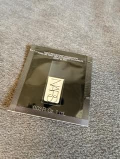 ナーズ ライトリフレクティング ファンデーション 02166 リキッド サンプル