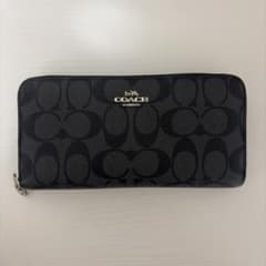 COACH 長財布のサムネイル