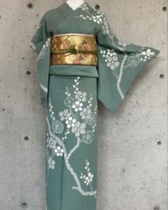 正絹 訪問着 絞り くすみグリーン 袷 - メルカリ