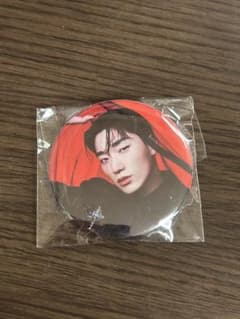 ATEEZ SAN サン　缶バッチのサムネイル