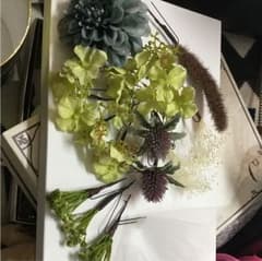 結婚式 髪飾りのサムネイル