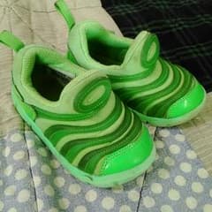 ナイキ　ダイナモフリー13cmのサムネイル
