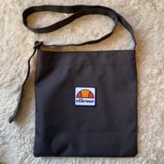 ellesse ショルダーバッグのサムネイル