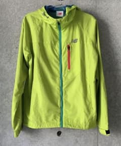 ニューバランス　ジャケット　ウインドブレーカーのサムネイル