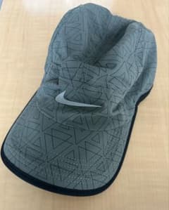 NIKE ランニングキャップ グレーのサムネイル