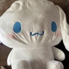 シナモンロールのぬいぐるみ　火曜日まで取り置き中のサムネイル