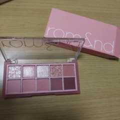 ロムアンド　ベターザンパレットのサムネイル