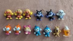 バスボム　アンパンマンミニフィギュア 13体セットのサムネイル