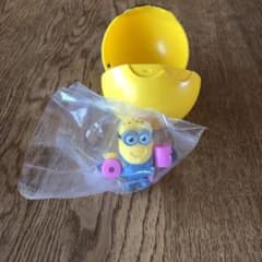 ハッピーセット　ミニオンズ　フィギュアのサムネイル